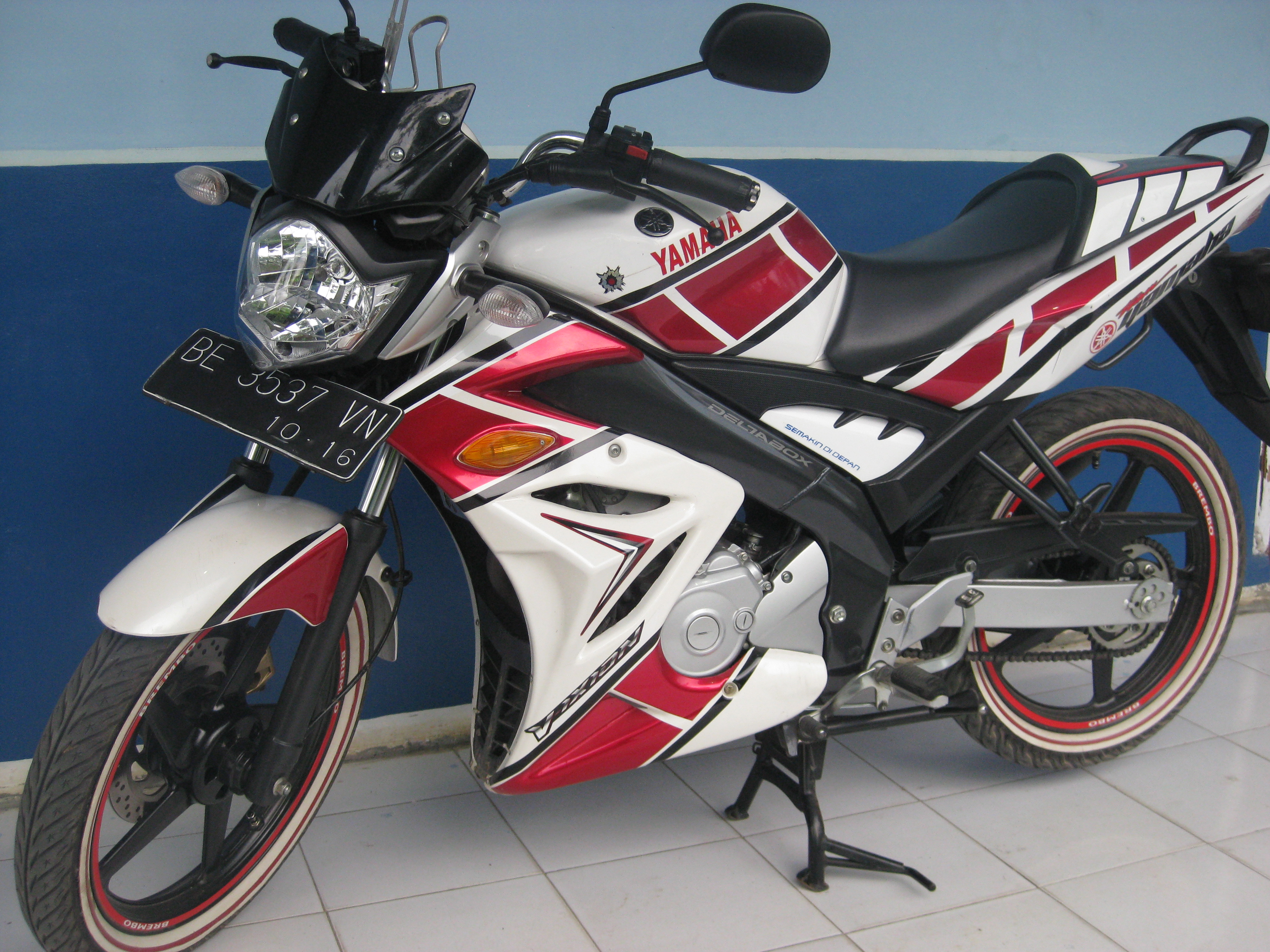 Modif Yamaha Vixion Tapak Lebar JENIS MOTOR